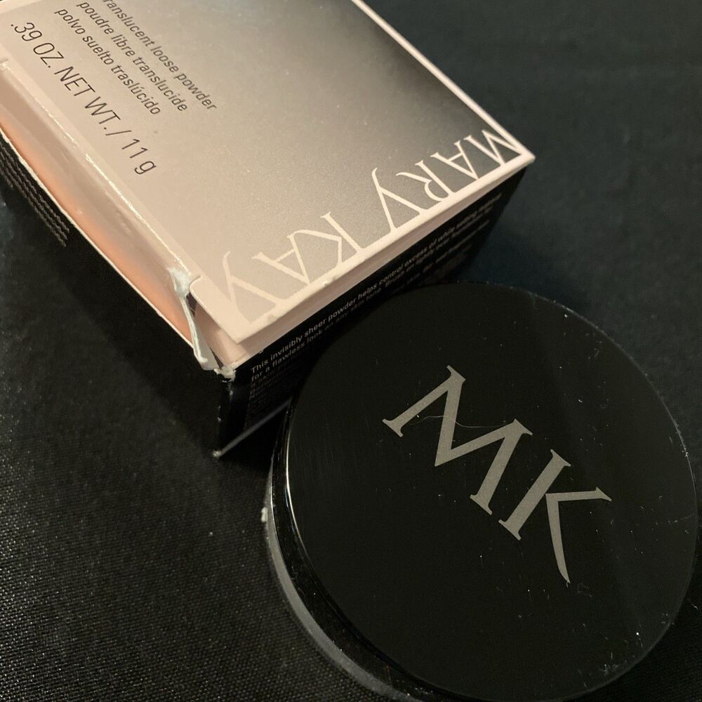 Mary Kay Translucent Loose Powder #060182 Full Size 39 oz